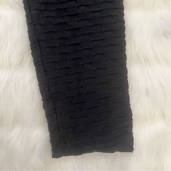 Anti Cellulite Scrunch Black Booty Legging (S) - Picture 8 of 13